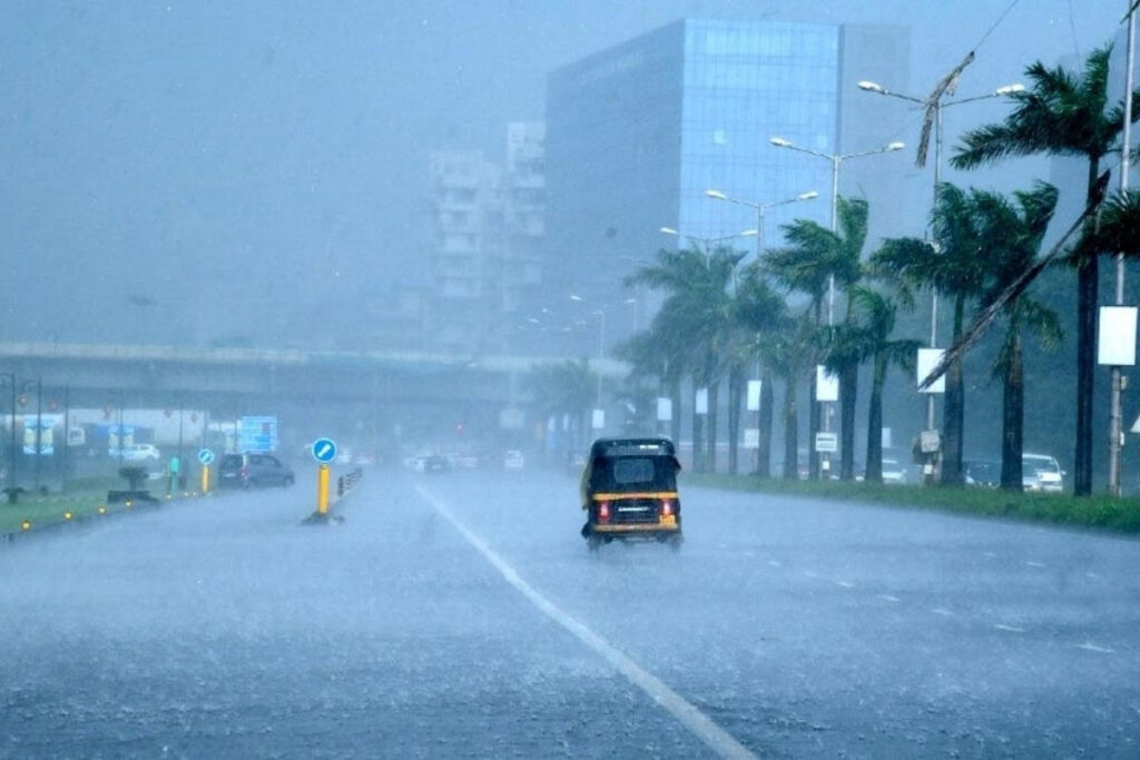 IMD Issues Yellow Alert in Some Parts of Mumbai