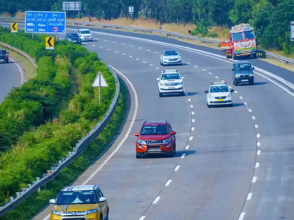 Mumbai-Pune Expressway Sees Massive Rise in Unpaid Traffic Fines