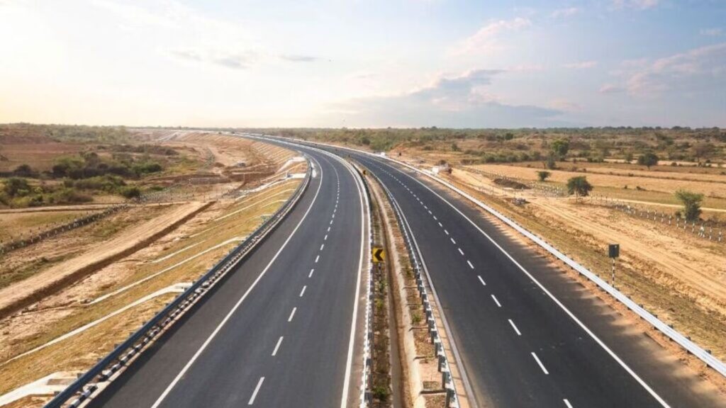 ₹1.5 Lakh Crore Road Upgrade Planned for Maharashtra; New Expressways to Cut Travel Time