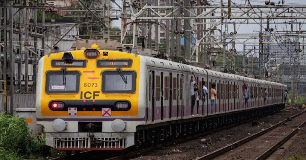 Mumbai Local Trains Disrupted This Sunday; 300 Services Cancelled Due to Mega Block