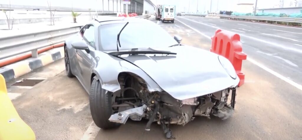 Luxury Porsche Crashes on Mumbai Coastal Road, Driver Escapes with Minor Injuries