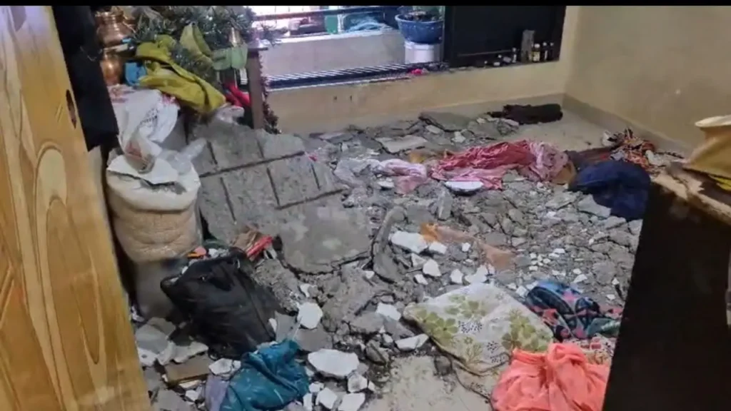 Man Killed, Daughter Injured as Bedroom Ceiling Collapses in Navi Mumbai